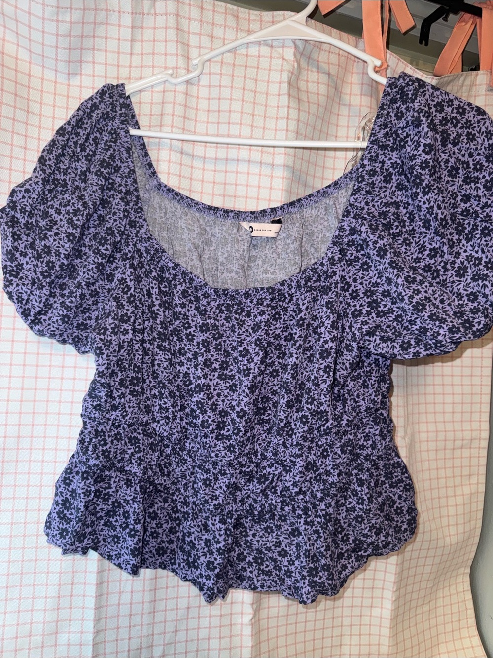 SO Purple Floral Puff-Sleeve Peplum Blouse